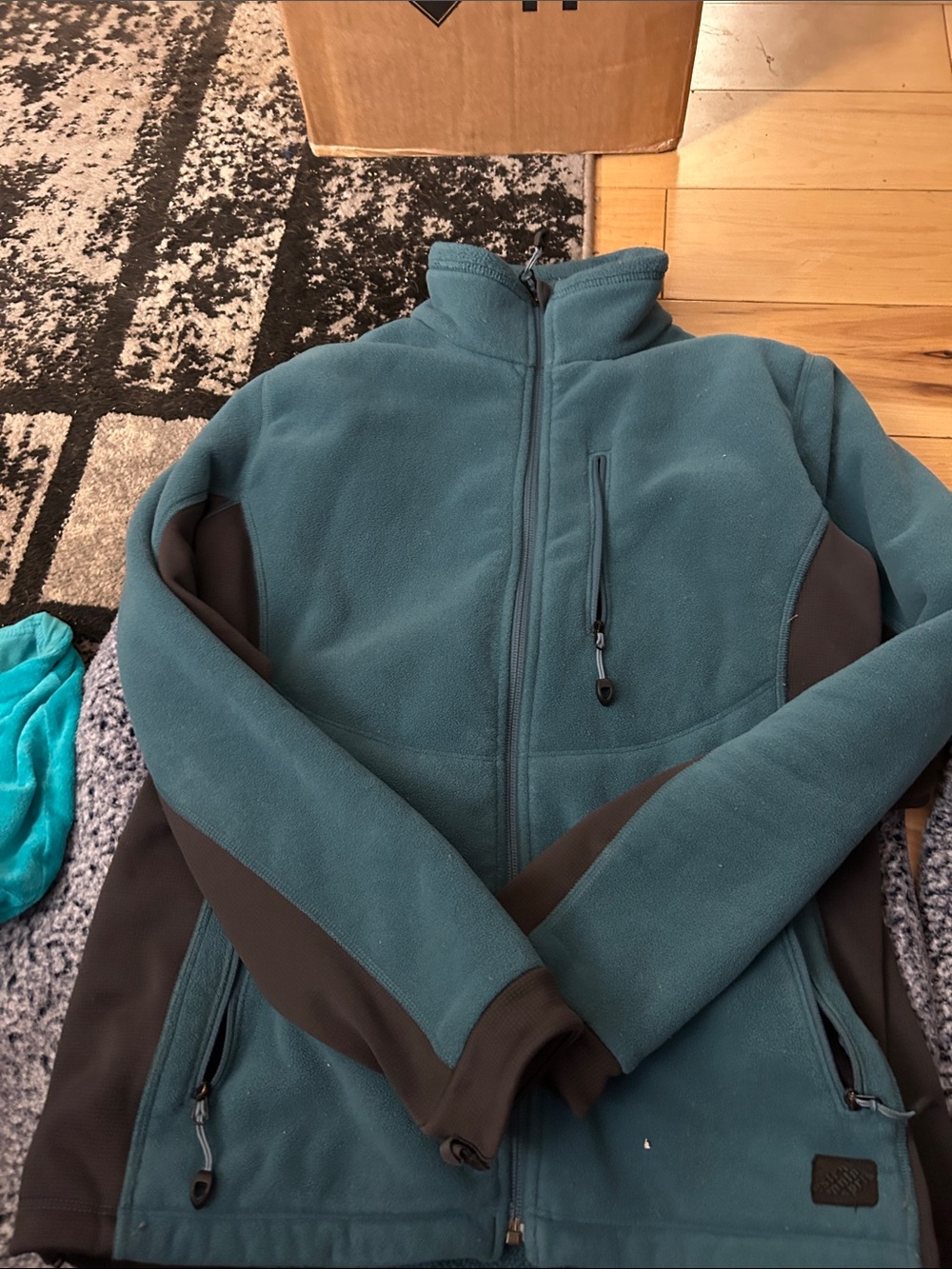 Eastern Mountain Sports Teal and Dark Gray Women's Fleece Jacket